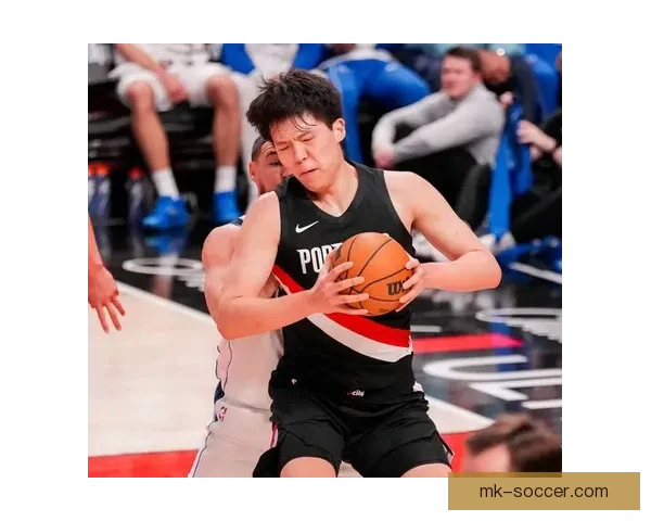 开拓者伤病更新杨瀚森下放G联赛对独行侠比赛缺阵